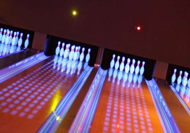 Czas na kręgle w hotelu Malinowski w Gliwicach