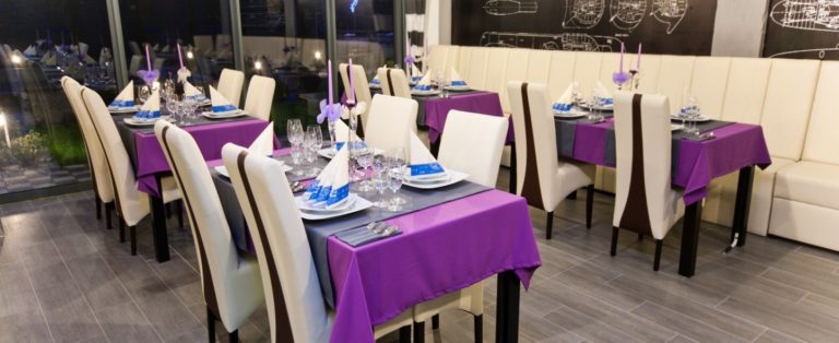 Główna sala restauracyjna - Restauracja Portowa Śląsk